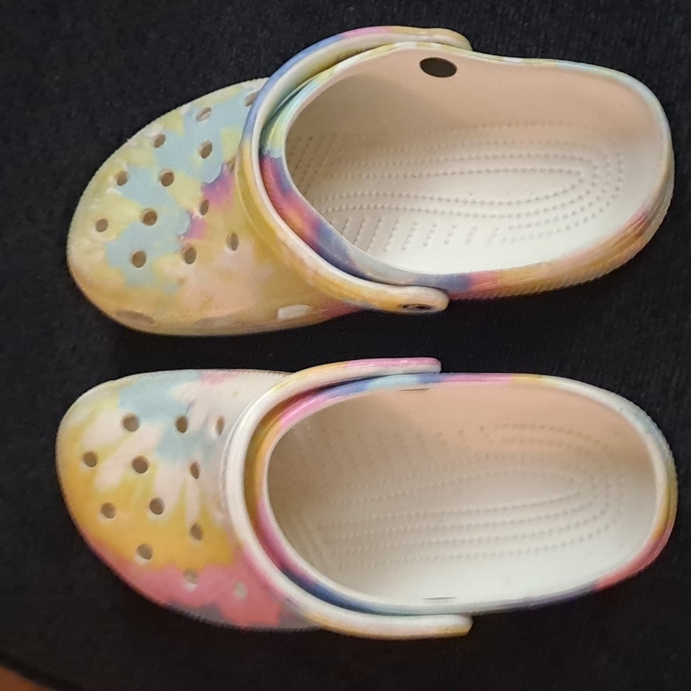Crocs